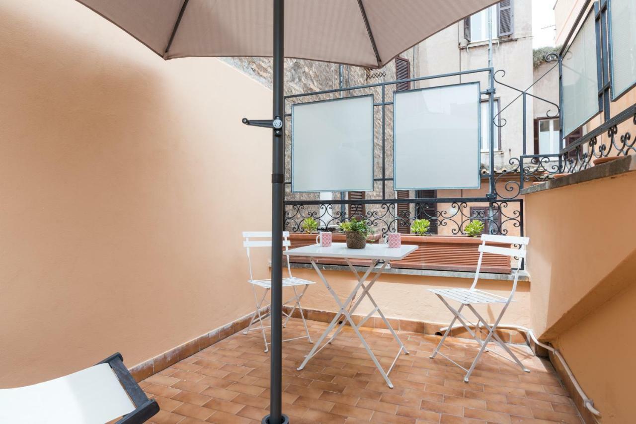 Lägenhet Quiet Pied A Terre With Terrace In Borgo Pio *