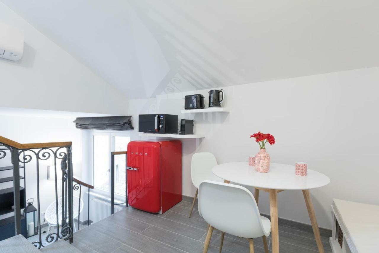Quiet Pied A Terre With Terrace In Borgo Pio Lägenhet *